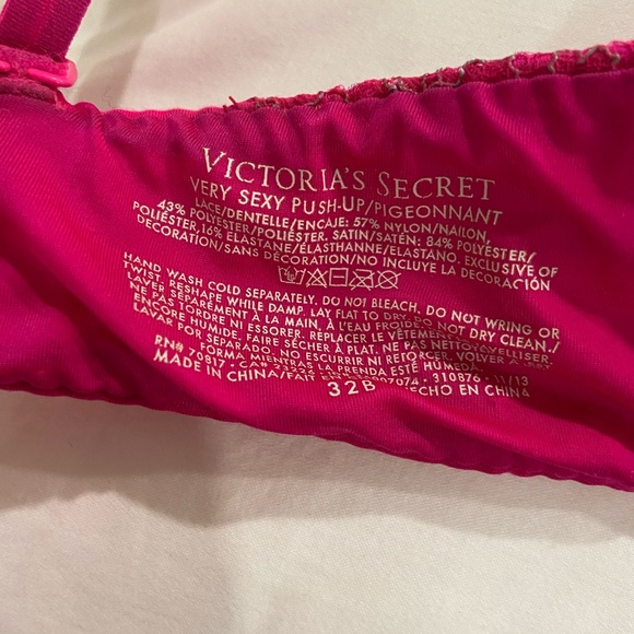 Limited edition Very Sexy VS push up bra - Picture 4 of 4